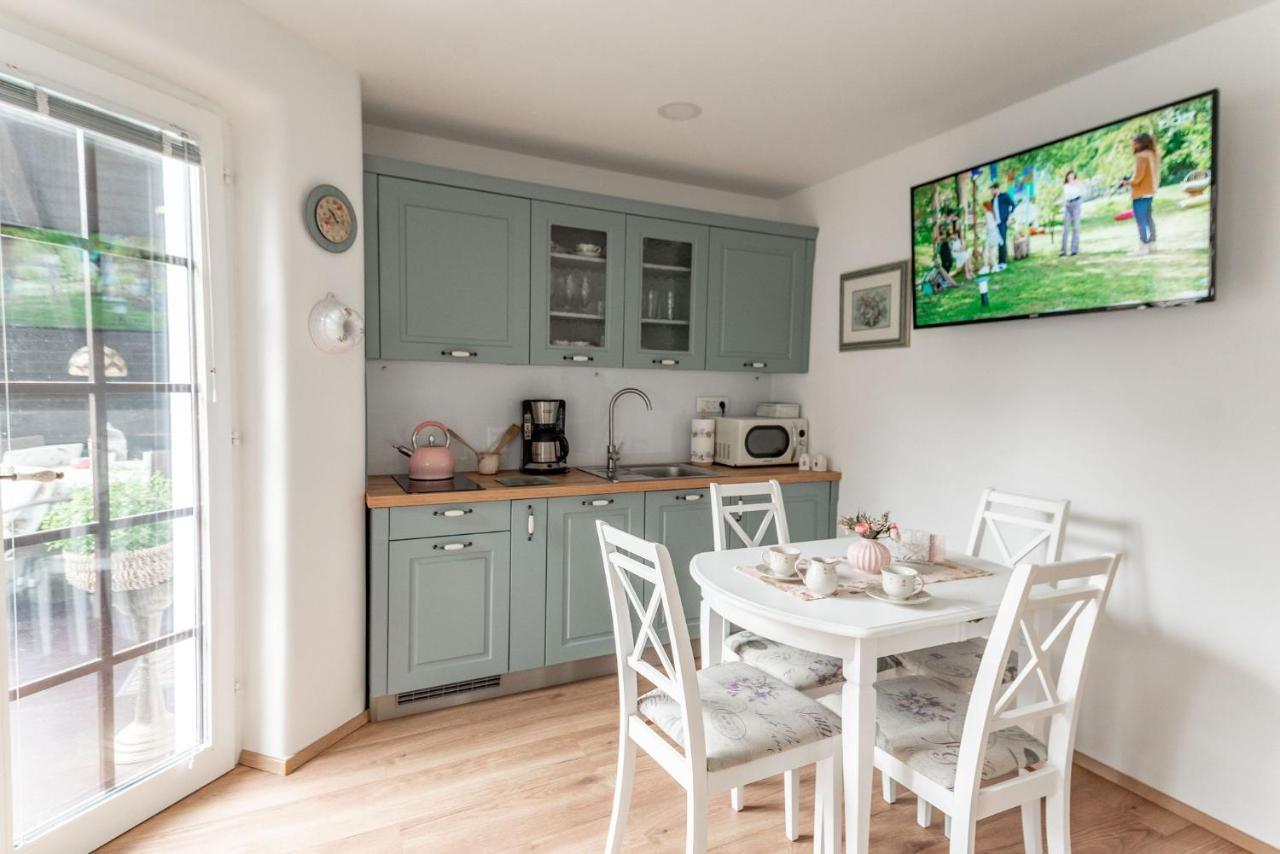 Apartmaji Urska Лашко Екстер'єр фото