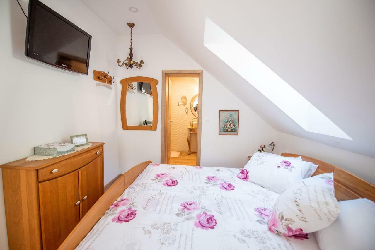 Apartmaji Urska Лашко Екстер'єр фото