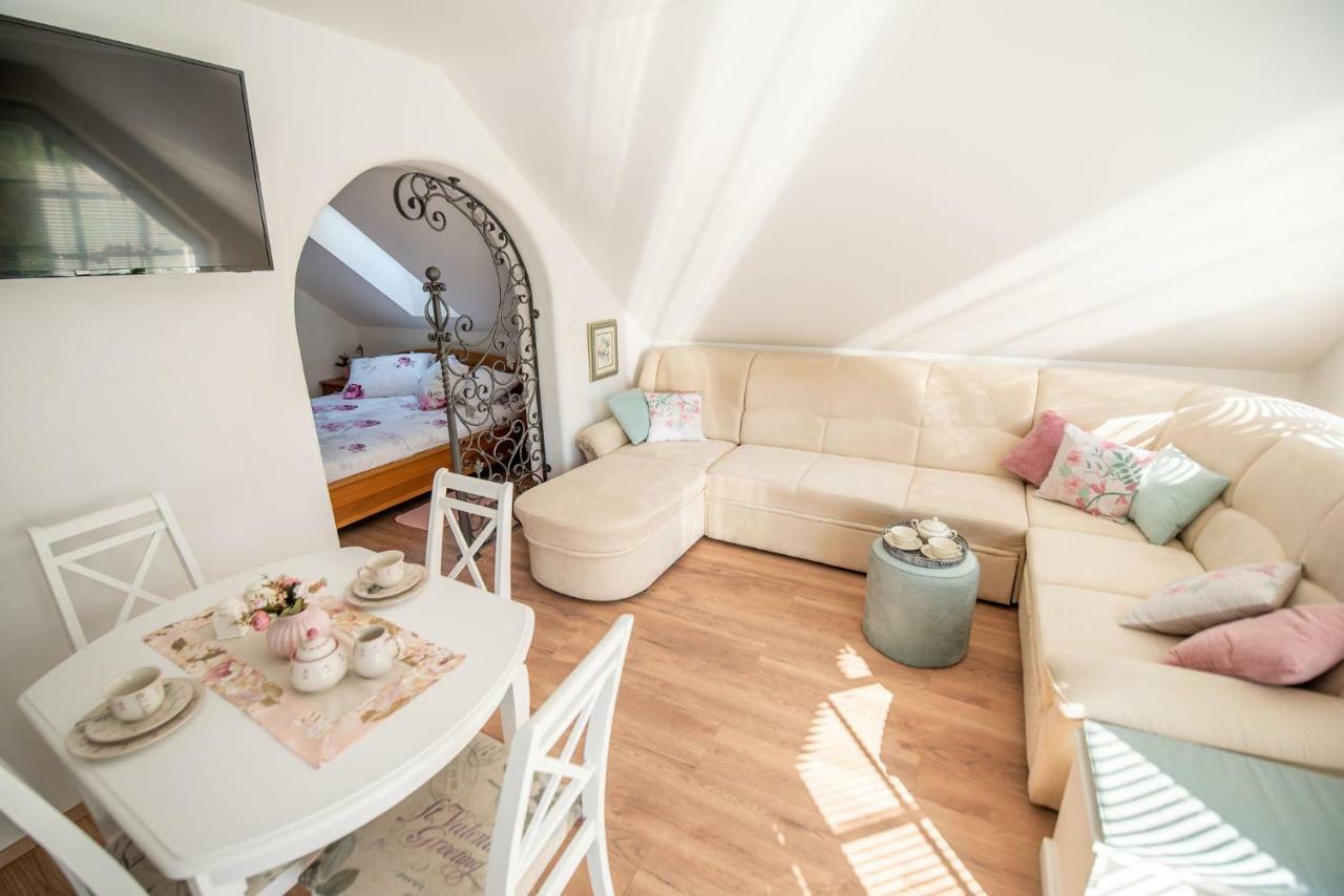 Apartmaji Urska Лашко Екстер'єр фото